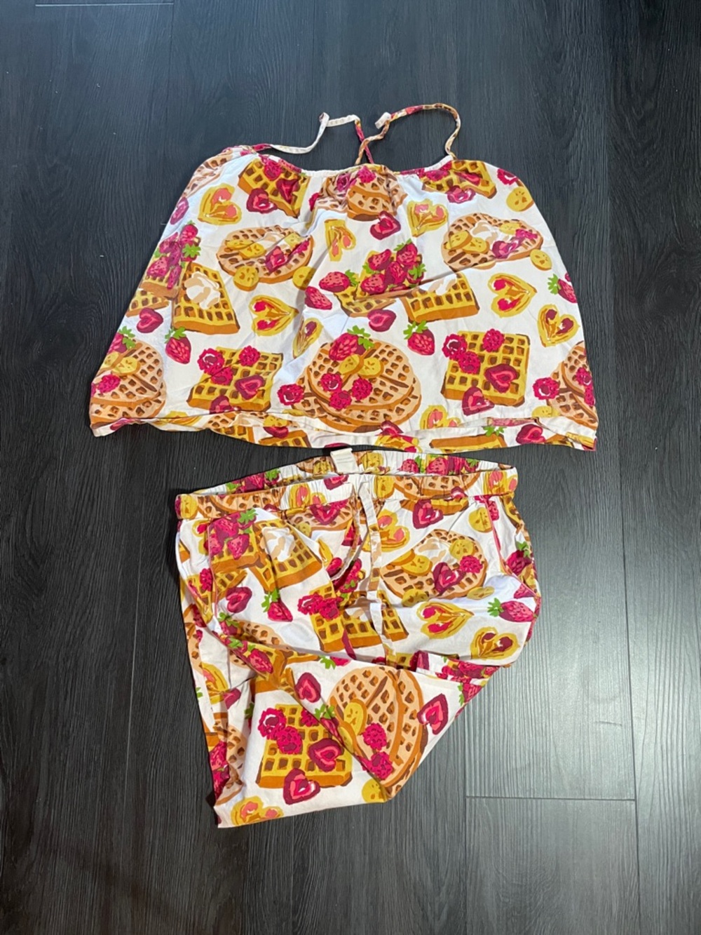 Printfresh Waffle & Strawberry Sleep Set in White, Pink, Yellow